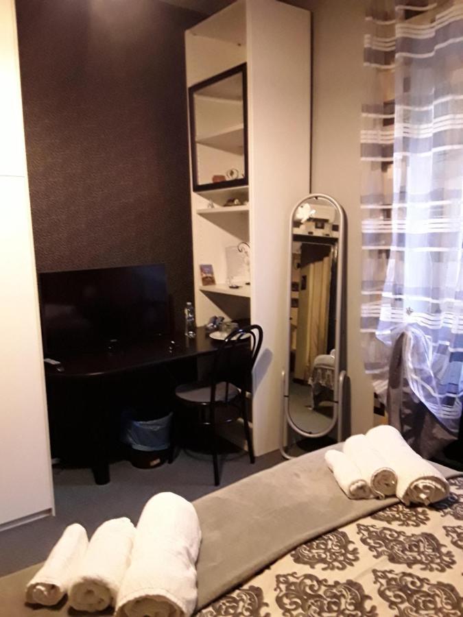 Ambrabed Lunghezza Station Bed & Breakfast ภายนอก รูปภาพ
