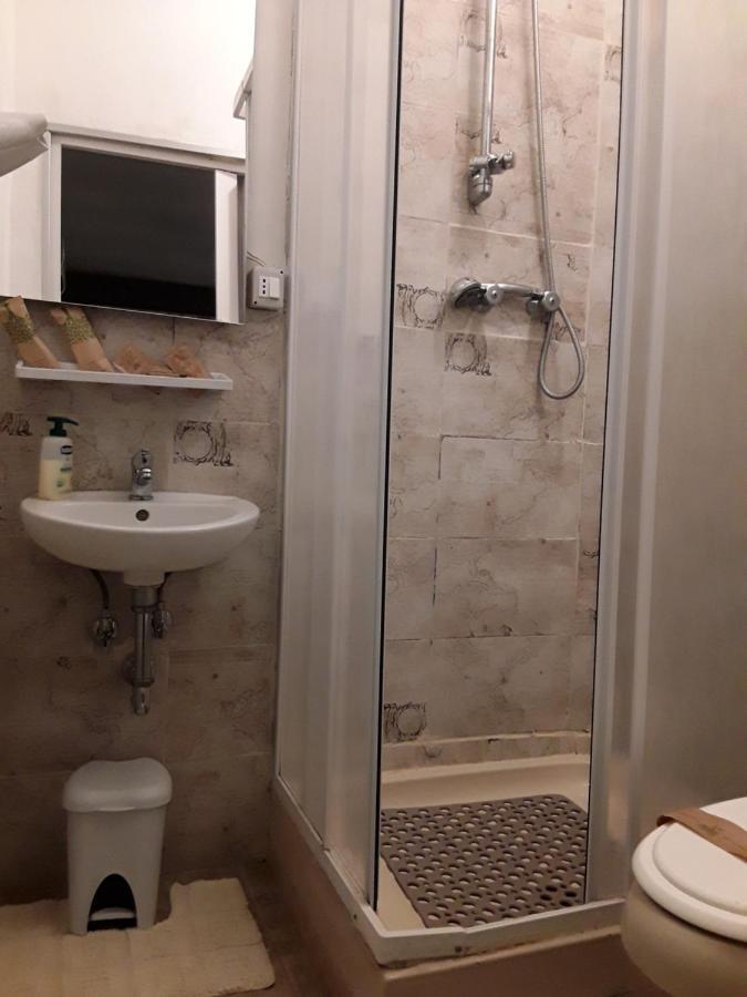 Ambrabed Lunghezza Station Bed & Breakfast ภายนอก รูปภาพ